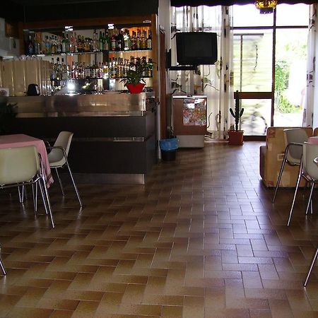 Hotel Villa Tua Riccione Extérieur photo
