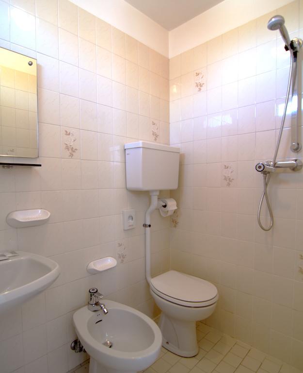 Hotel Villa Tua Riccione Chambre photo